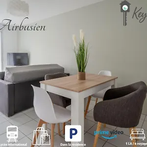 L'airbusien - Terrasse Et Parking - Airbus à Coté Appartement