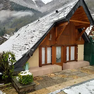 Сasa de vacaciones Petite Maison De Montagne Avec Jardin, Cier-de-Luchon
